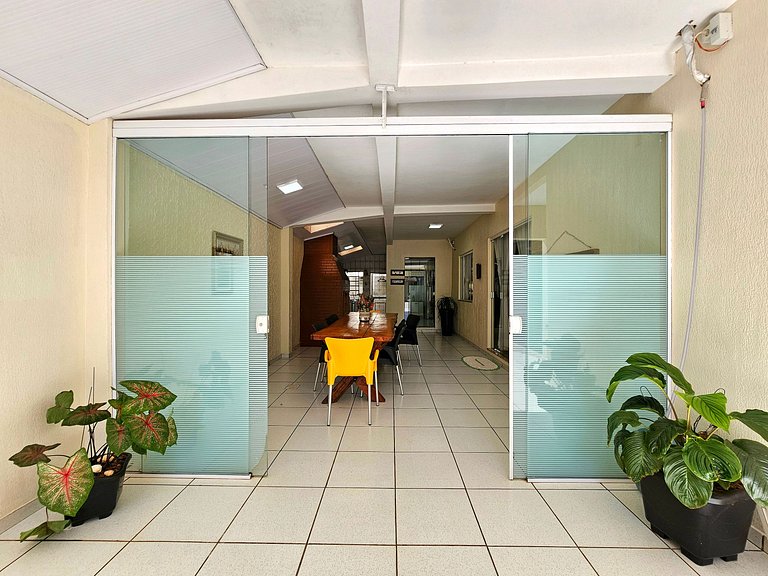Casa 4 quartos c Piscina ao lado do Paraguai
