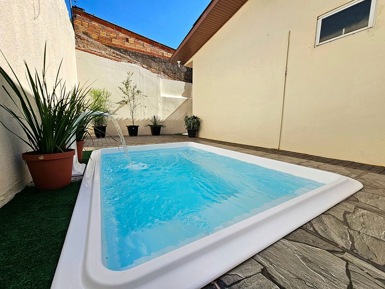 Casa 4 quartos c Piscina ao lado do Paraguai
