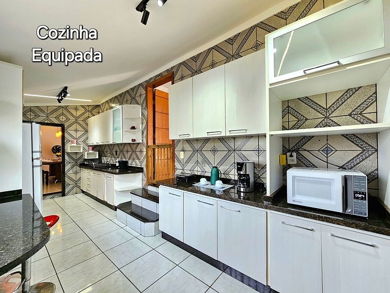 Casa Familiar 3 quartos c Piscina prox centro
