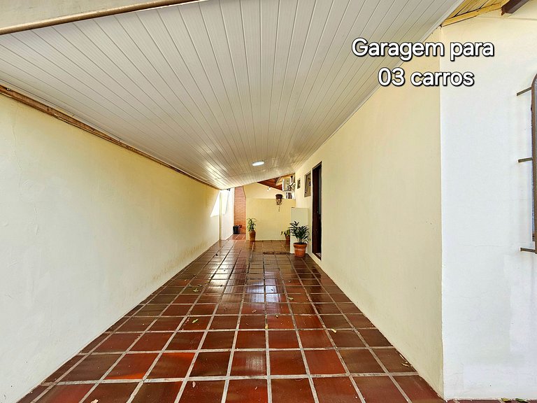 Casa Familiar 3 quartos 10 minutos centro