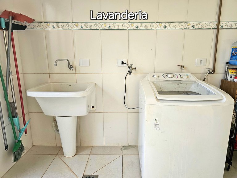 Casa Familiar 3 quartos 10 minutos centro