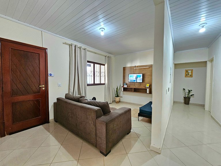 Casa 4 quartos c Piscina 20 min dos Atrativos