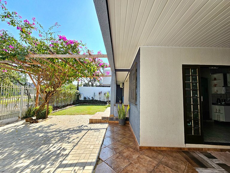Casa 4 quartos c Piscina 20 min dos Atrativos