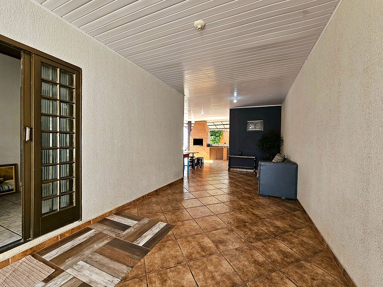 Casa 4 quartos c Piscina 20 min dos Atrativos
