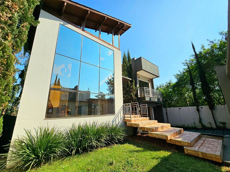 5 Quartos casa Alto Padrão Centro a 6 min Paraguai