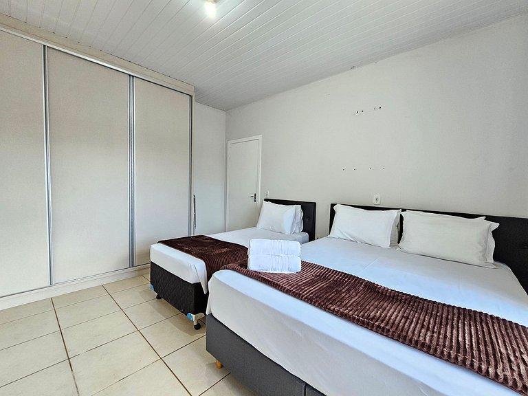 Apt 2 min do Paraguai para 5 pessoas com garagem