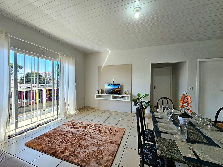 Apt 2 min do Paraguai para 5 pessoas com garagem