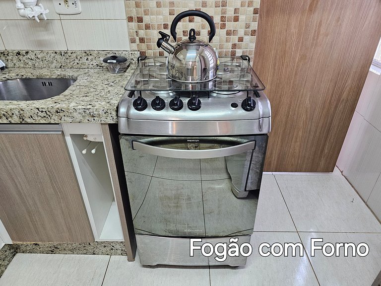 Apt Centro 2 quartos 2 banheiros com garagem