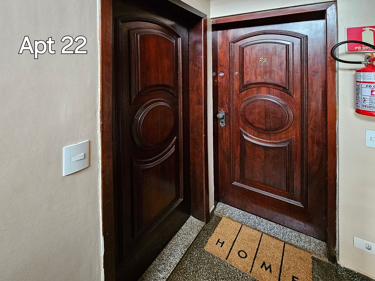 Apt Centro 2 quartos 2 banheiros com garagem