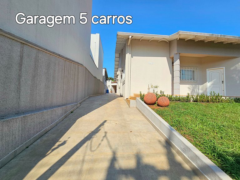 Casa Ampla 5 Quartos 5 banheiros no centro de Foz