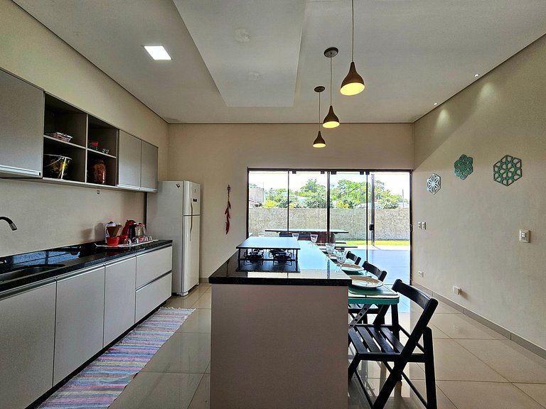Casa quintal amplo prox Cataratas Aeropt e Argenti