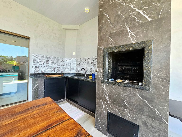 Casa quintal amplo prox Cataratas Aeropt e Argenti
