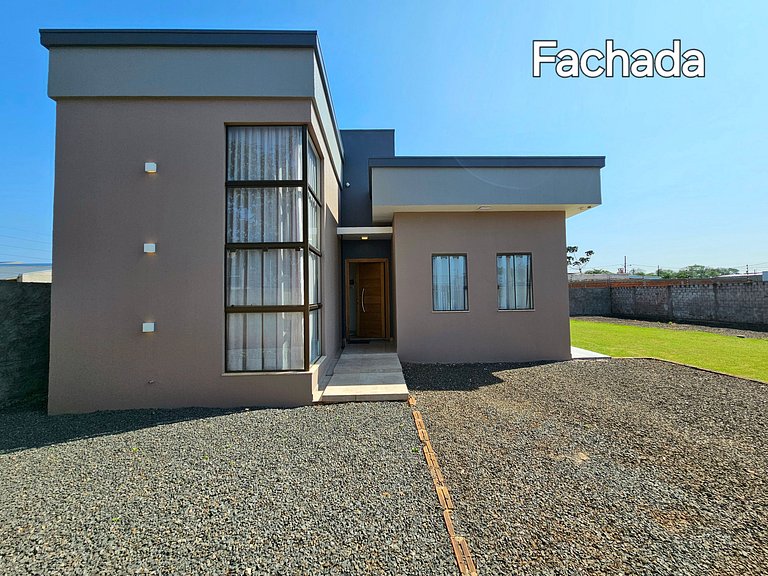 Casa quintal amplo prox Cataratas Aeropt e Argenti
