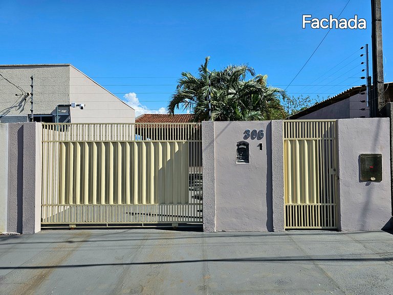 Casa com piscina e churrasq prox paraguai itaipu