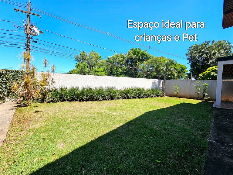 Casa Quintal amplo 3 quartos prox centro