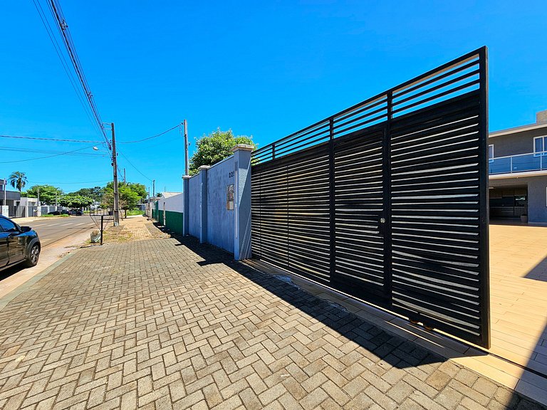 Casa 4 quartos 4 banheiros prox Cataratas e Aeropo
