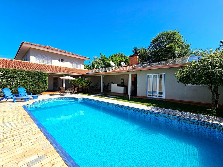 Linda casa 5 quartos prox a av cataratas e centro