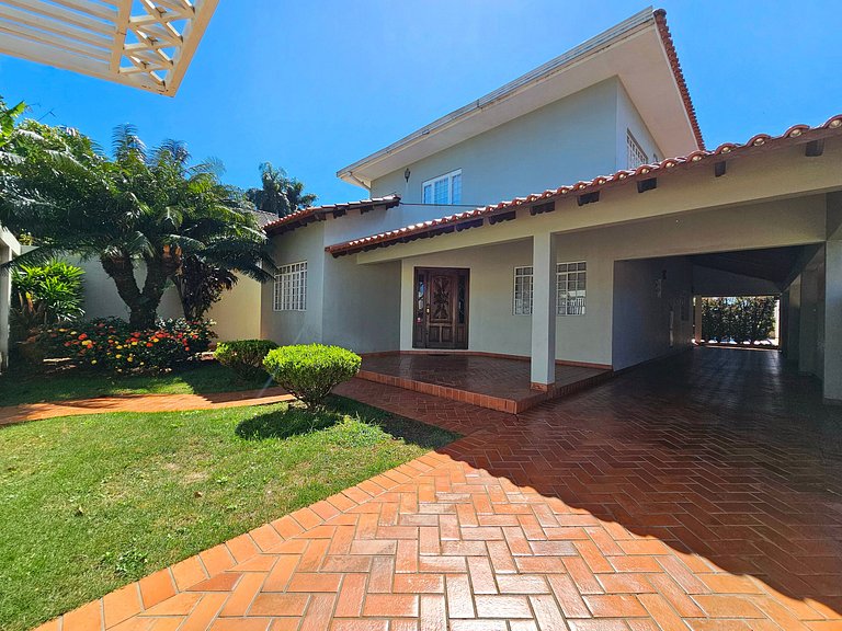 Linda casa 5 quartos prox a av cataratas e centro
