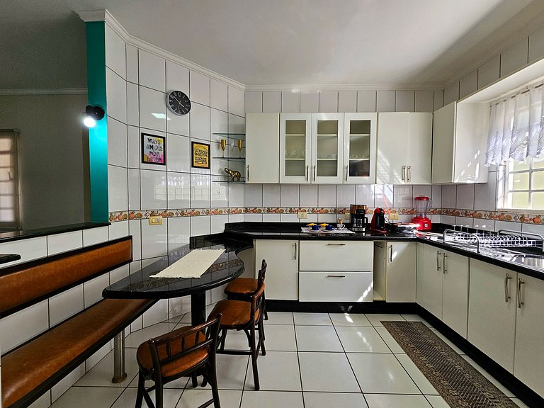 Linda casa 5 quartos prox a av cataratas e centro