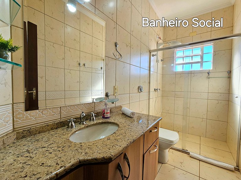 Linda casa 5 quartos prox a av cataratas e centro