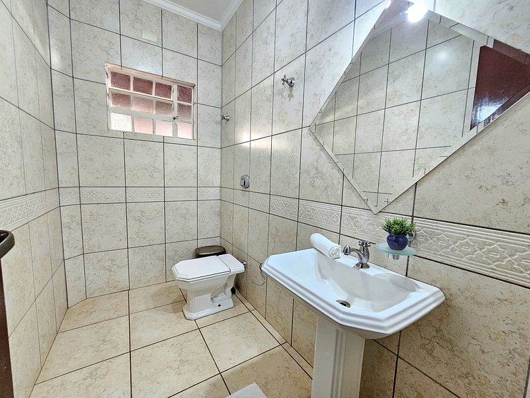 Linda casa 5 quartos prox a av cataratas e centro