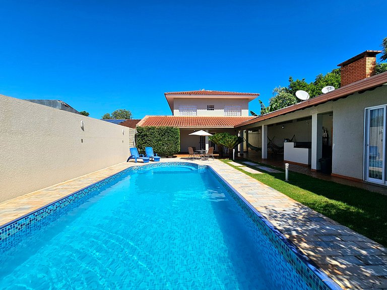 Linda casa 5 quartos prox a av cataratas e centro