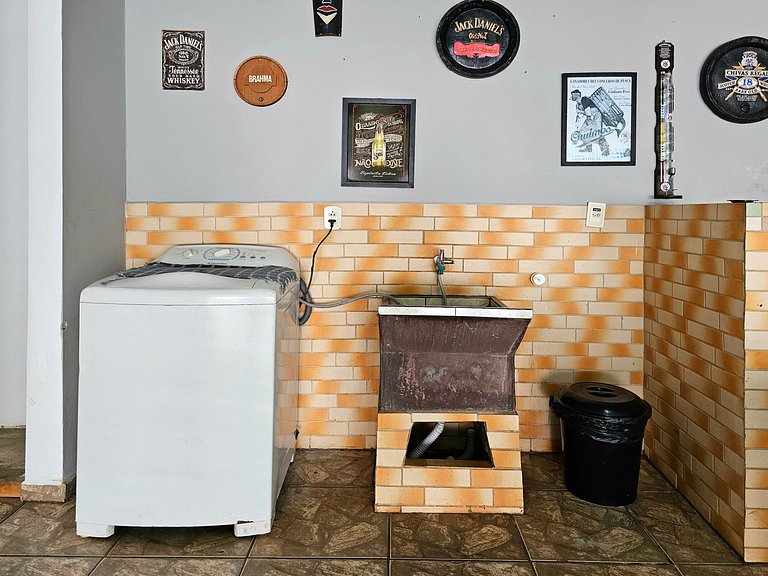 Casa 3 quartos piscina prox Centro e Argentina