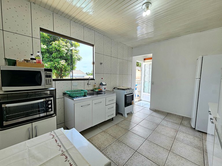 Casa 3 quartos piscina prox Centro e Argentina