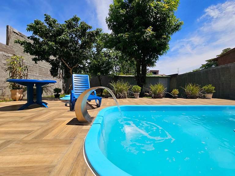 Casa 3 quartos piscina prox Centro e Argentina