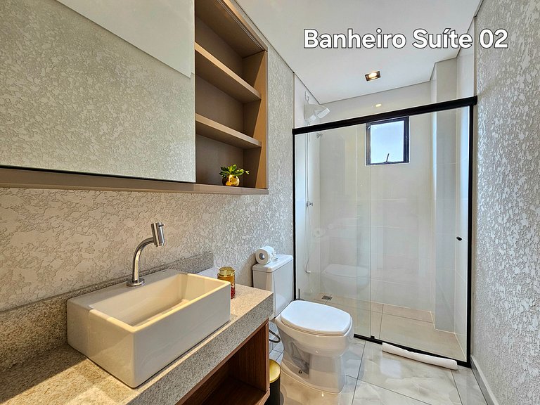 Centro 2 quartos 2 banheiros - alto padrao novo