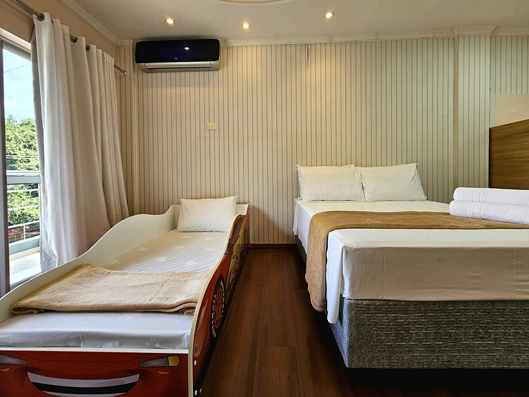Alto Padrão quarto térreo, no centro de Foz