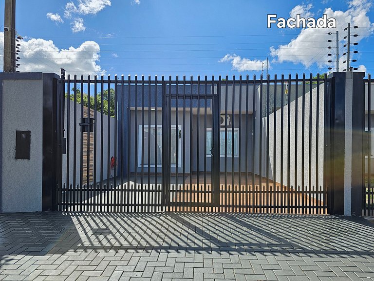 Casa novíssima prox Argentina Cataratas e Aeroport