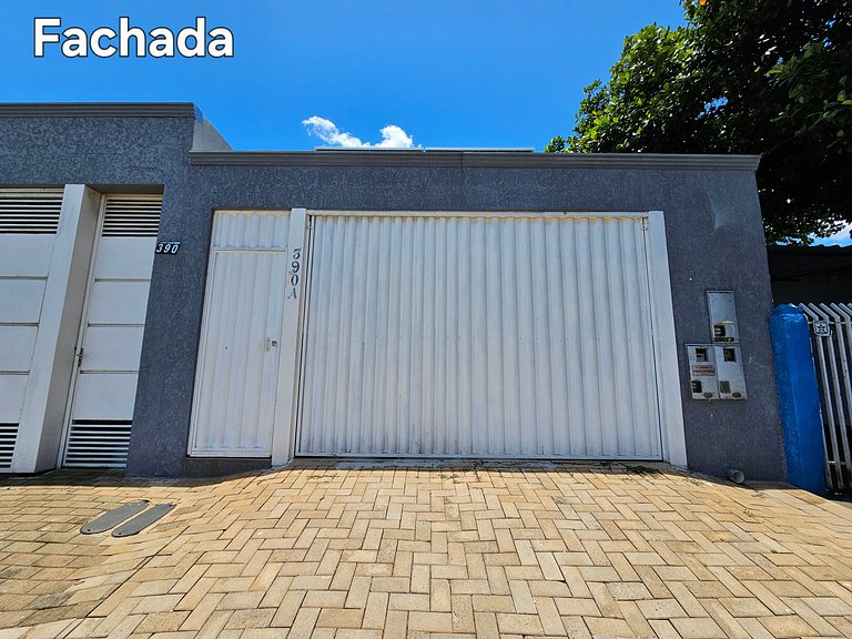 Casa 2 suítes churrasq e piscina 7 min do centro