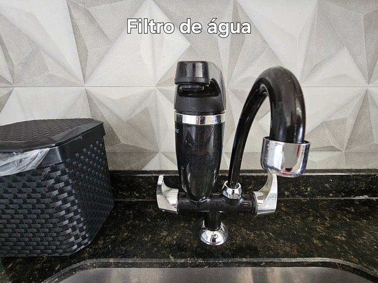 Casa 2 suítes churrasq e piscina 7 min do centro