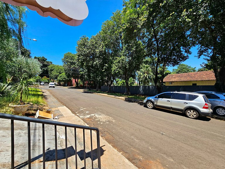 Casa Donnaju prox Avenida das Cataratas