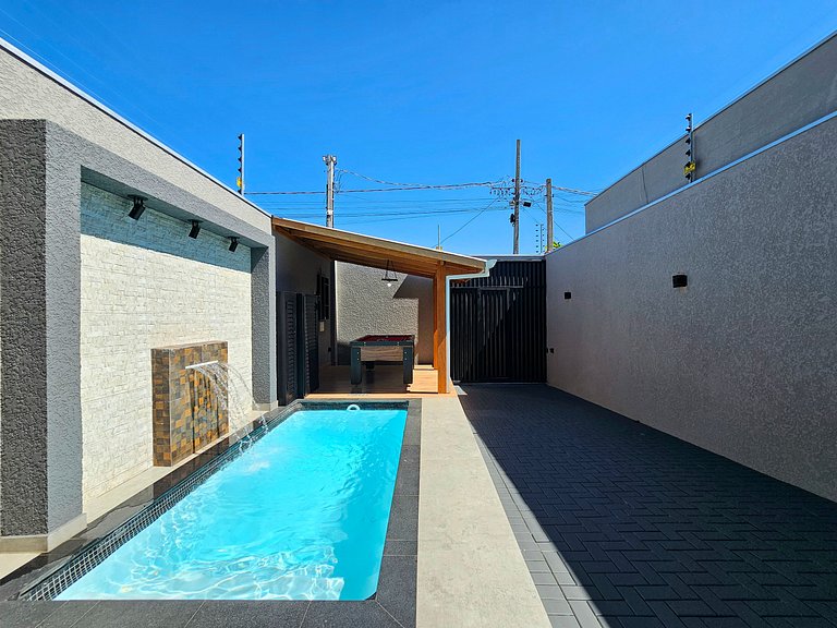 Casa 02 Nova com lazer TOP 10 min Paraguai