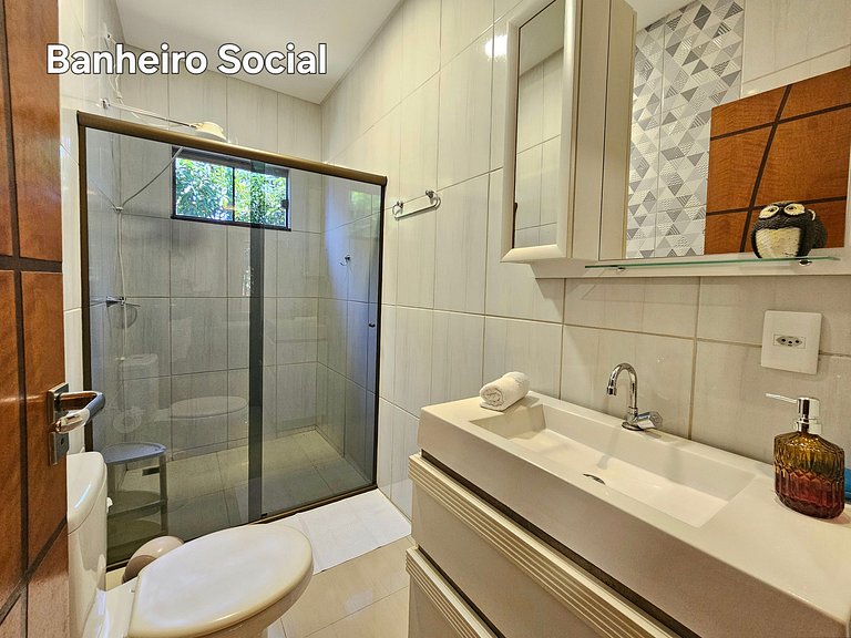 Casa 3 quartos 2 banheiros com piscina 10mi centro