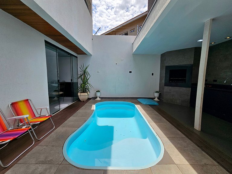 Sobrado com Piscina prox Centro e Cataratas