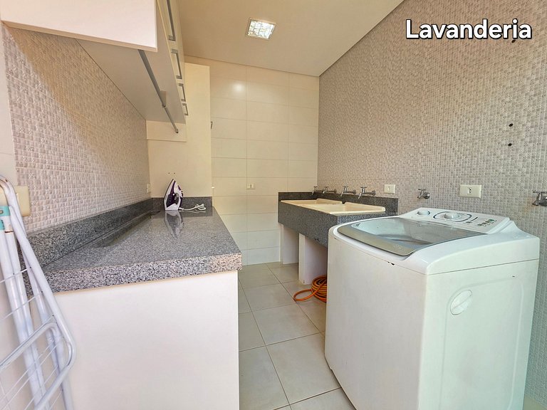 5 Quartos 4 Banheiros, na Vila A, a 5 min Paraguai