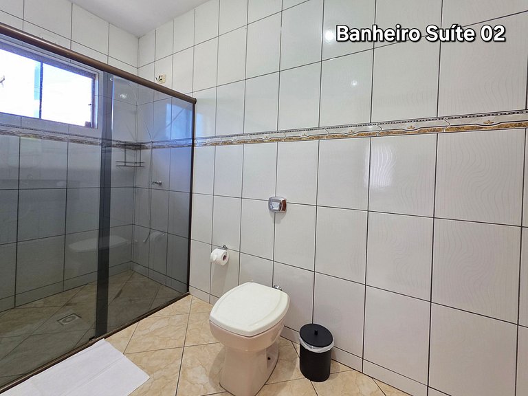 Amplo 2 suítes + 2 quartos prox Paraguai