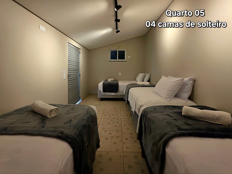 Casa Ampla 5 quartos área lazer TOP lado Paraguai