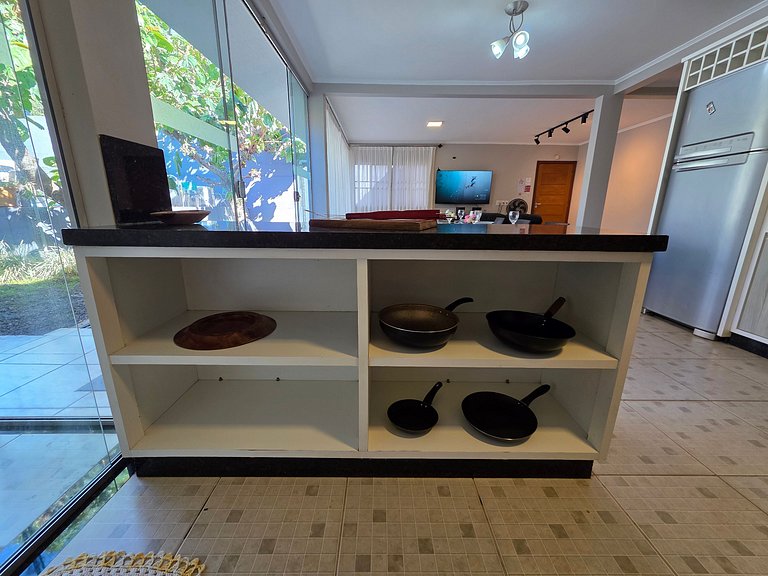 Casa Ampla 5 quartos área lazer TOP lado Paraguai