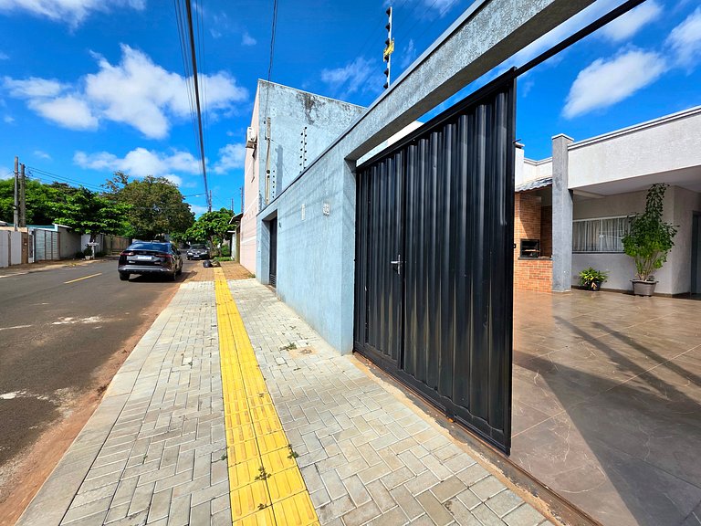 Casa 2 quartos 2 banheiros 5 min centro 15 cataratas