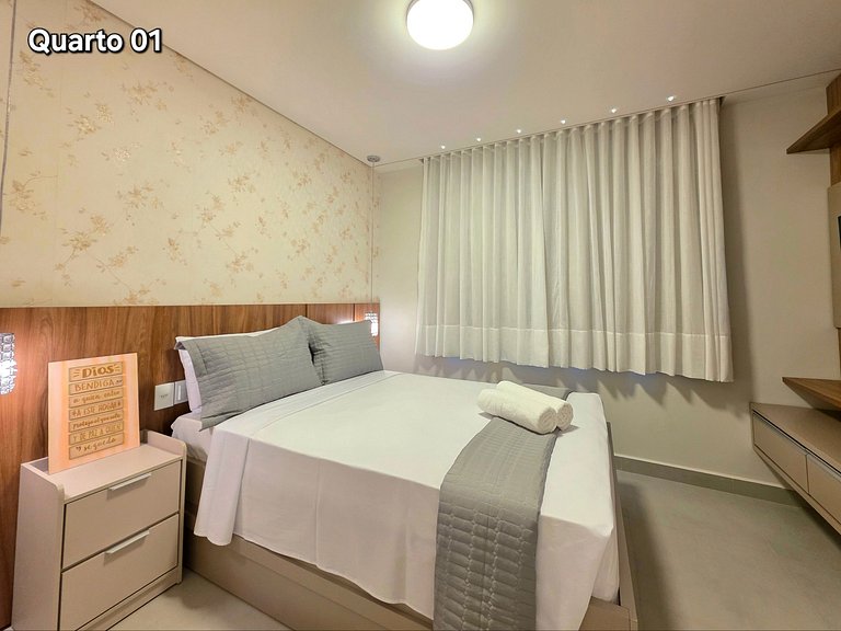 Apt Alto Pãdrão 2 quartos 2 banheiros 2 min centro