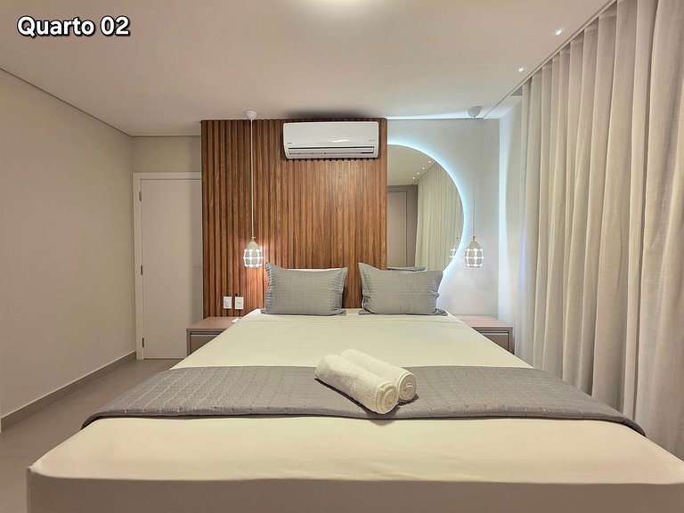Apt Alto Pãdrão 2 quartos 2 banheiros 2 min centro