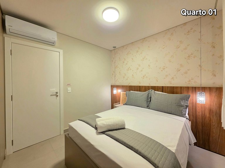 Apt Alto Pãdrão 2 quartos 2 banheiros 2 min centro