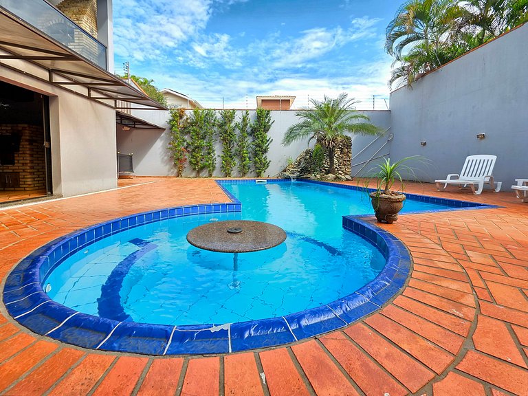 4 quartos com lazer, 15 min das Cataratas.