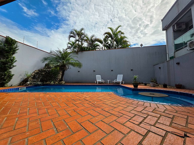 4 quartos com lazer, 15 min das Cataratas.