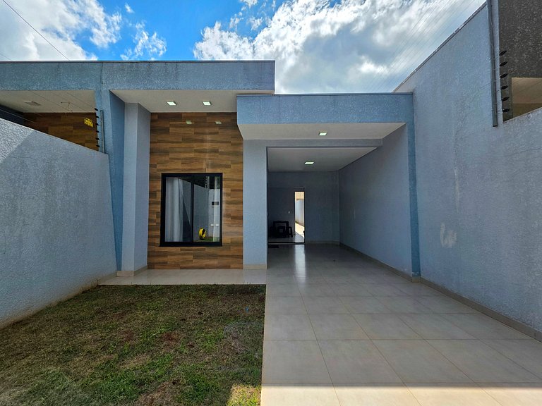 Casa até 7 pessoas NOVA prox Cataratas e Aeroport.