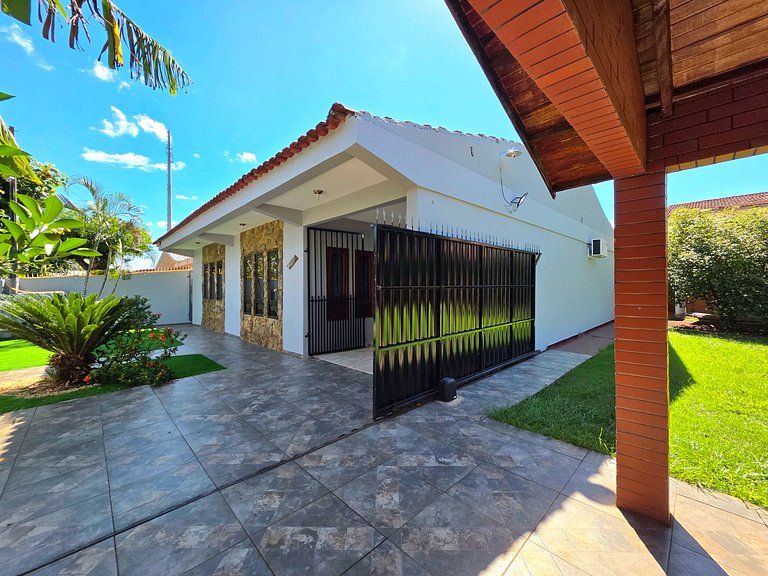 Casa Quintal Amplo prox Cataratas 4 quartos